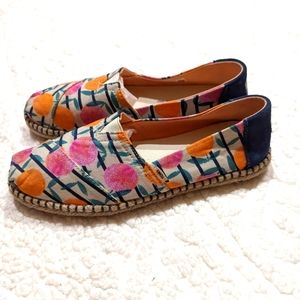 Women's Toms Squeeze the day Shoe size 8.5